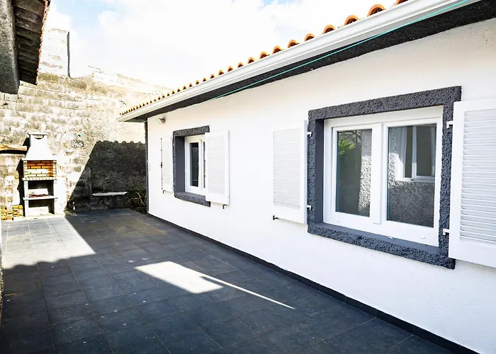 Vakantiehuis Casa Dos Santos *