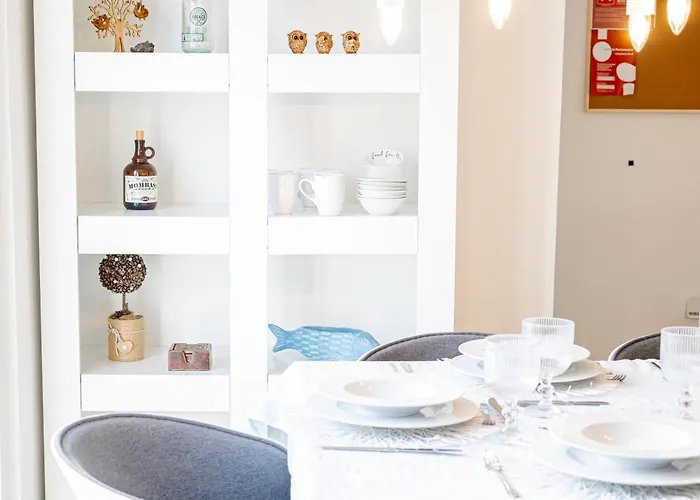 Casa Dos Santos * Ponta Delgada